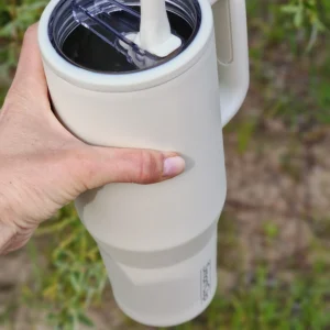 Stanley-stiilis-kreemvalge-suur-kruus-1200ml